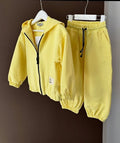 Completo bambini SUN giallo: felpa con cappuccio e pantaloni